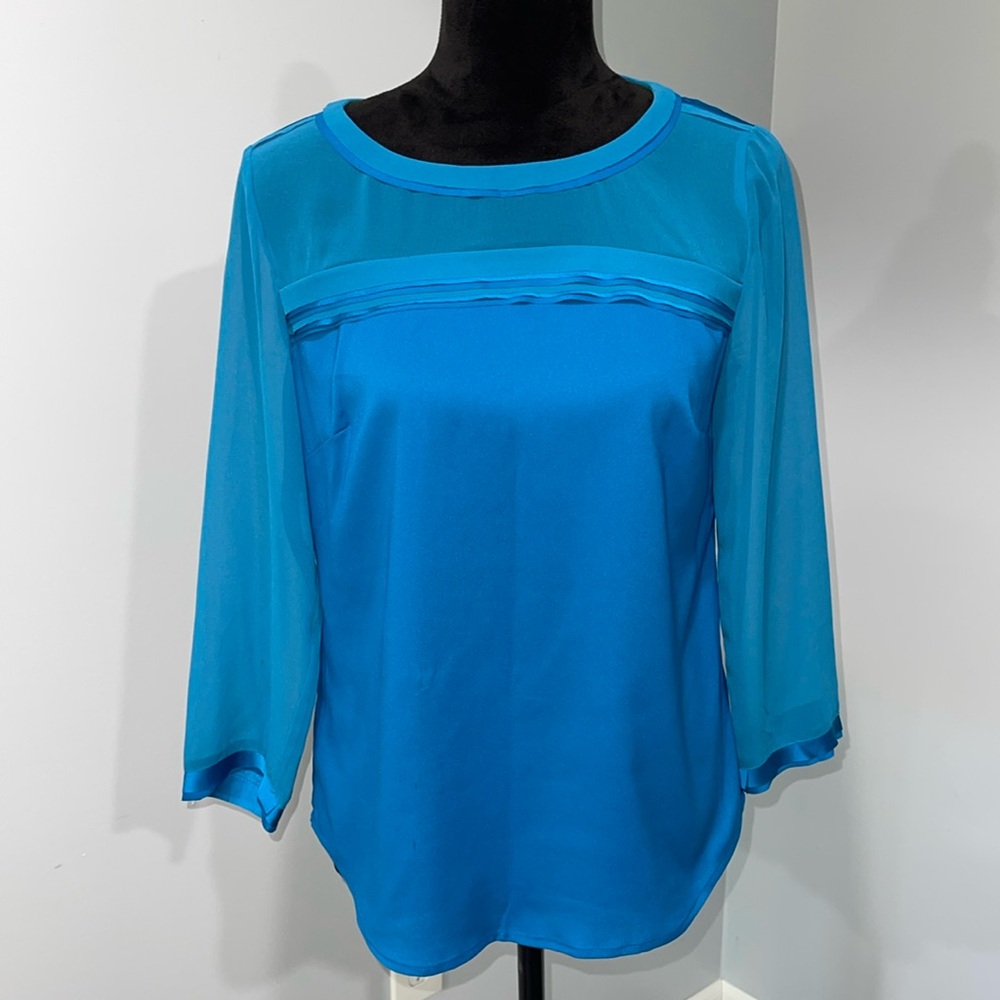 size small blouse 3/4 sleeve turquoise blue